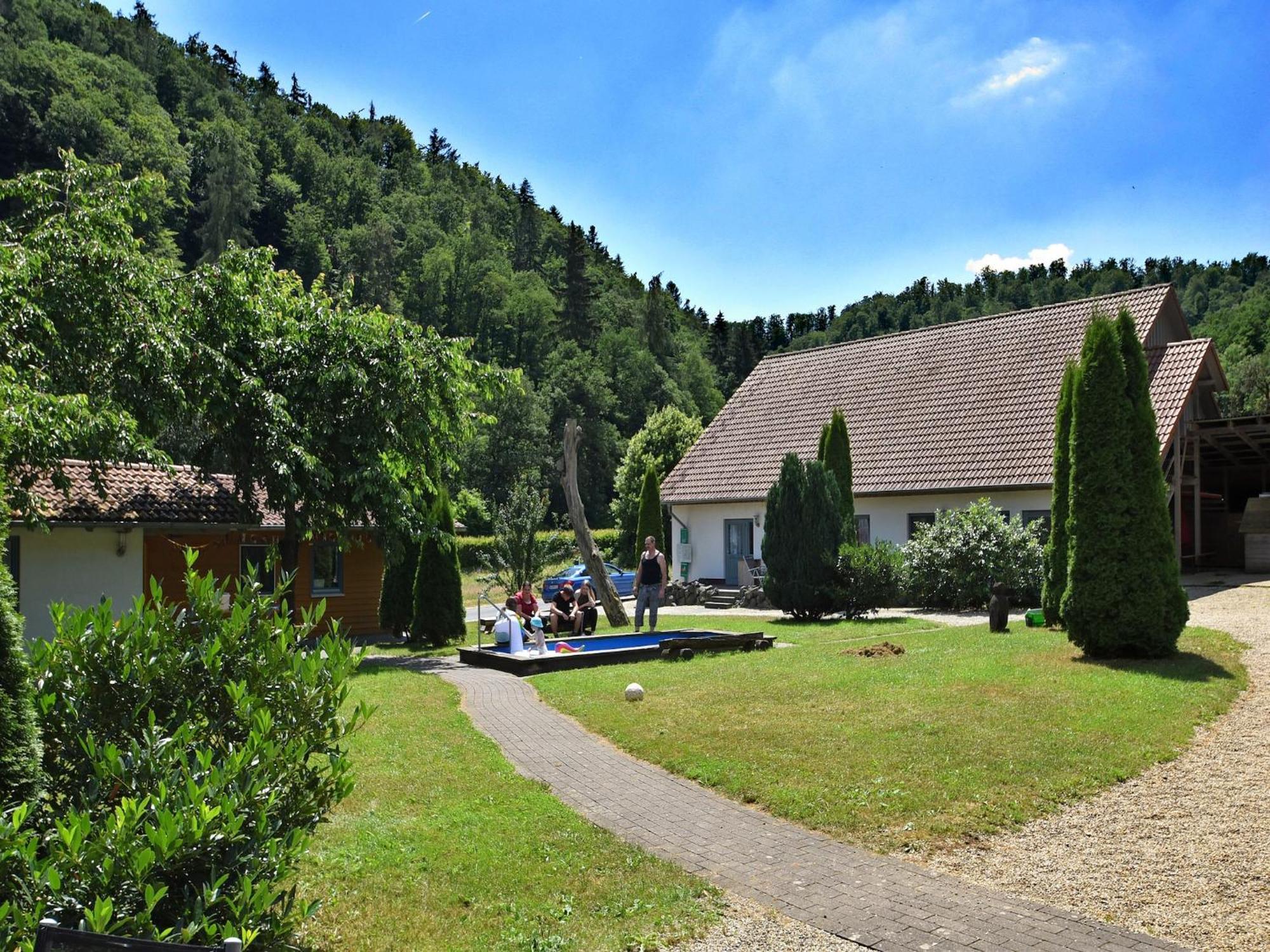 Charming Apartment With Private Terrace Bad Wildungen Bagian luar foto