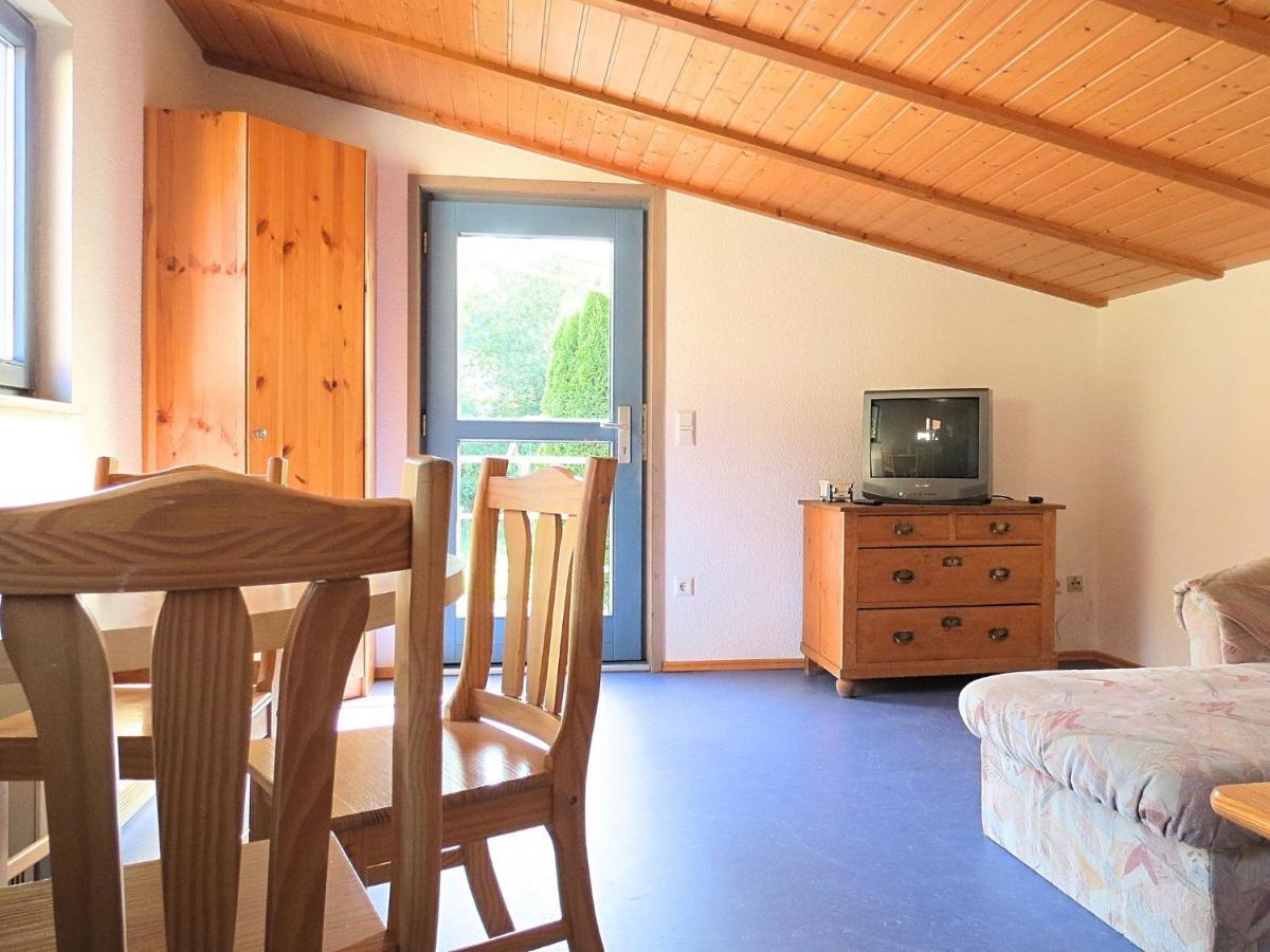 Charming Apartment With Private Terrace Bad Wildungen Bagian luar foto